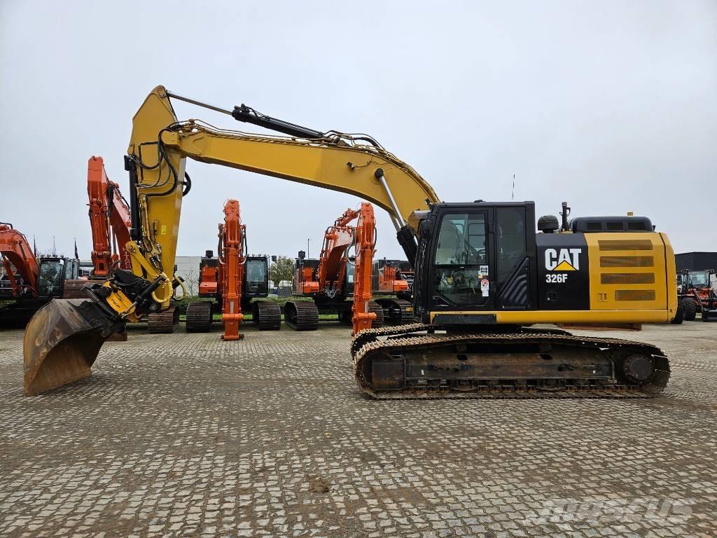 CAT 326 F L Koparki gąsienicowe