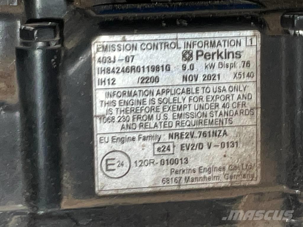 JCB 8008 CTS Minikoparki