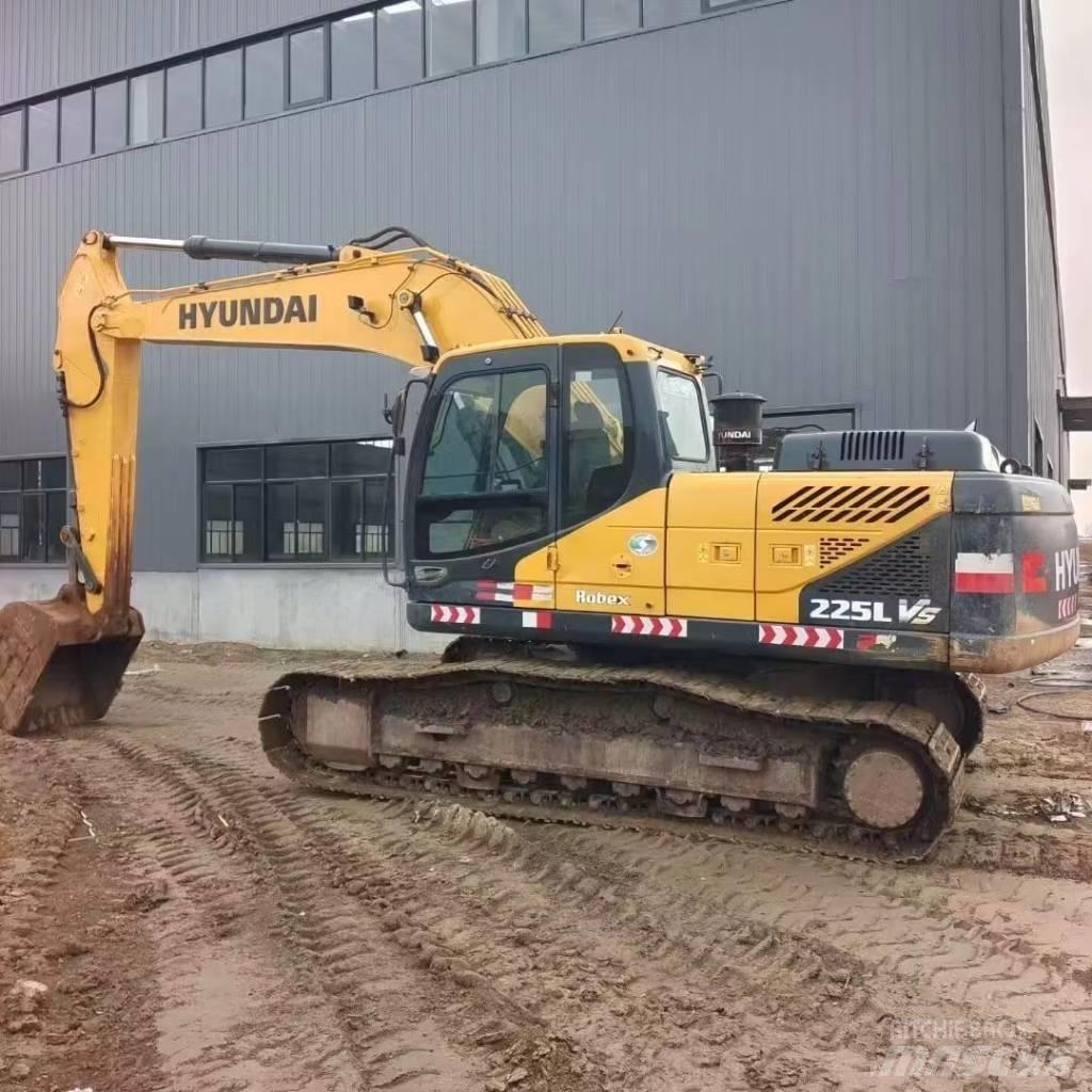 Hyundai R225LVS Koparki kołowe