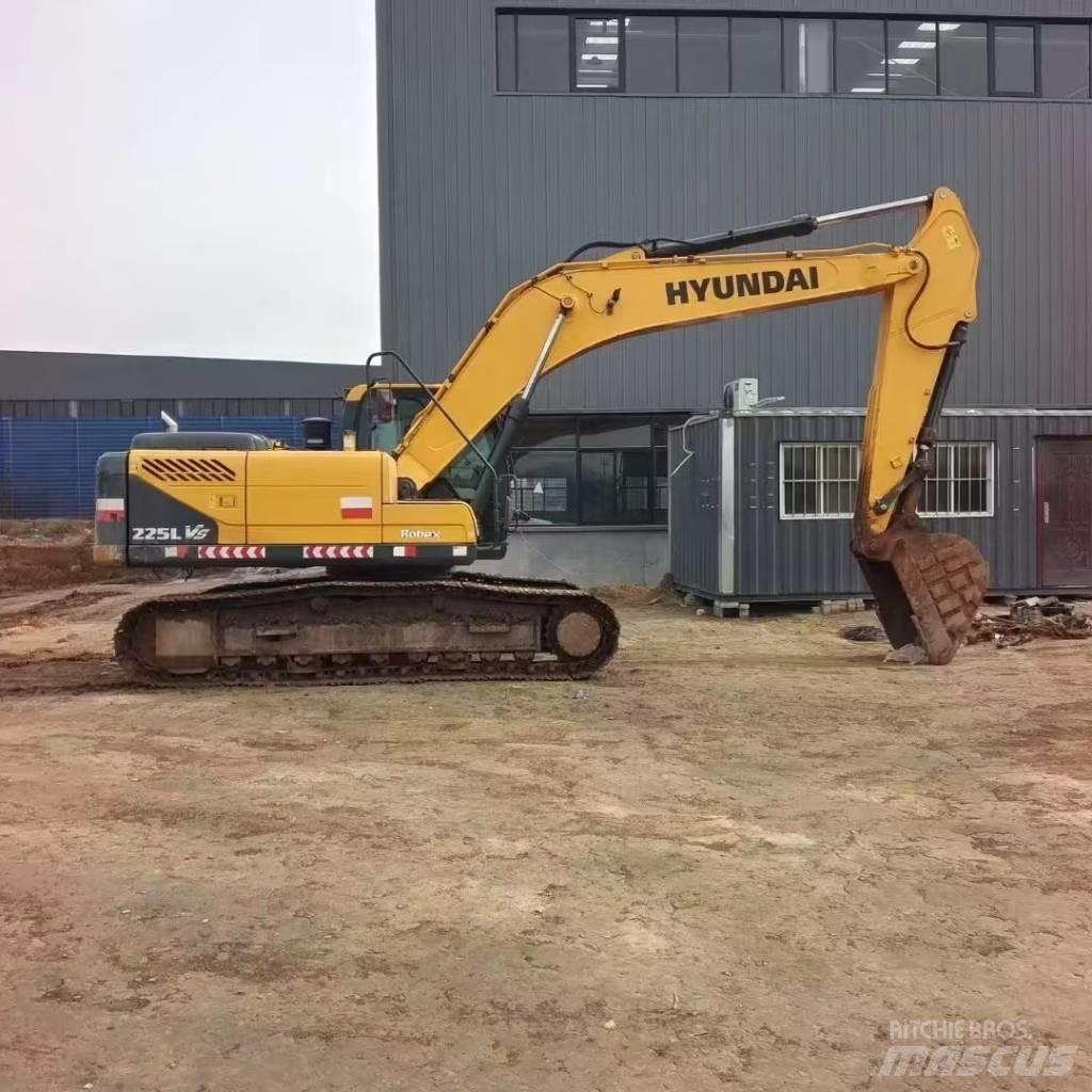 Hyundai R225LVS Koparki kołowe