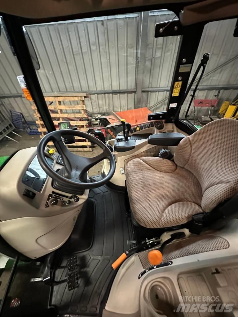 John Deere 3046 R Ciągniki rolnicze