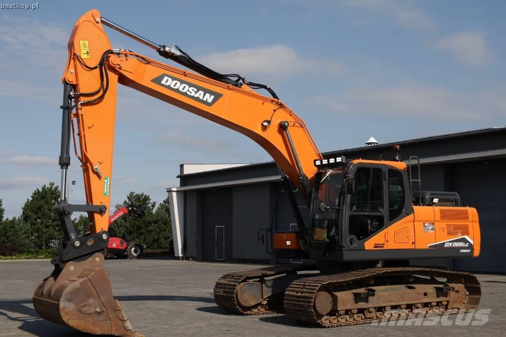 Doosan DX 225 LC-7 Koparki gąsienicowe