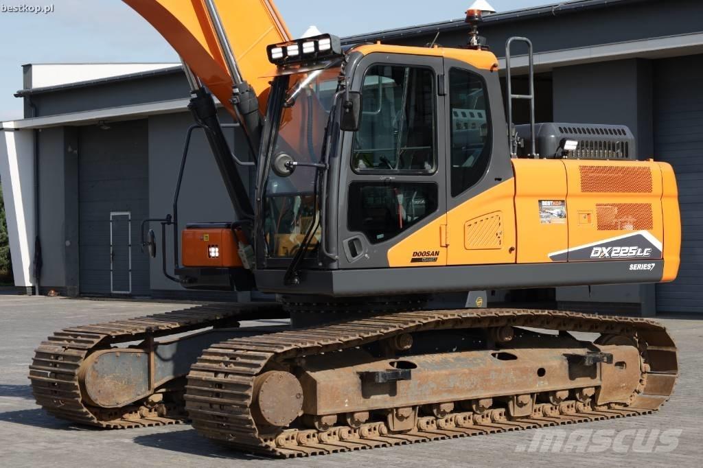 Doosan DX 225 LC-7 Koparki gąsienicowe