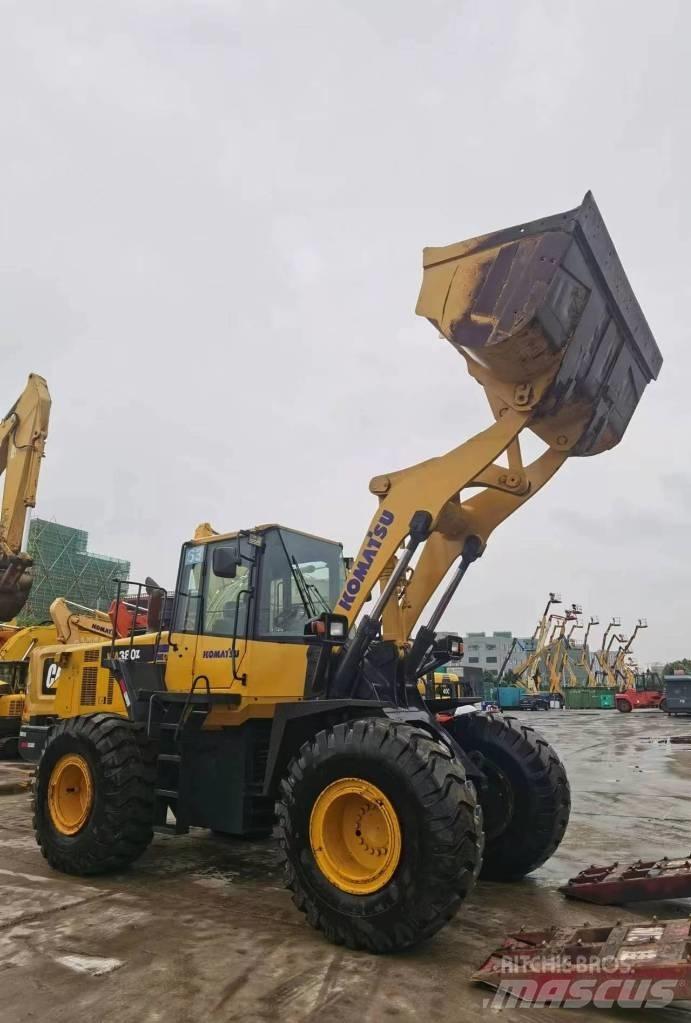 Komatsu WA 380 Ładowarki kołowe