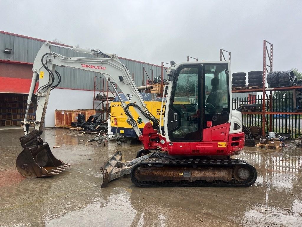Takeuchi TB 260 Minikoparki
