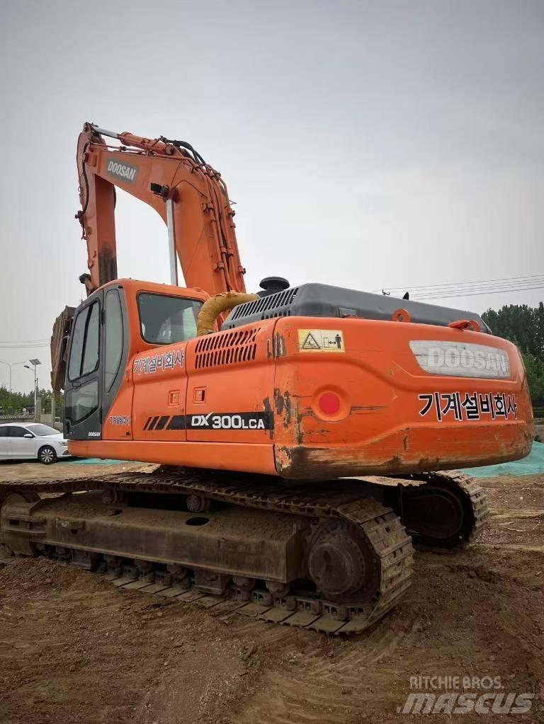 Doosan DX300LCA Koparki gąsienicowe