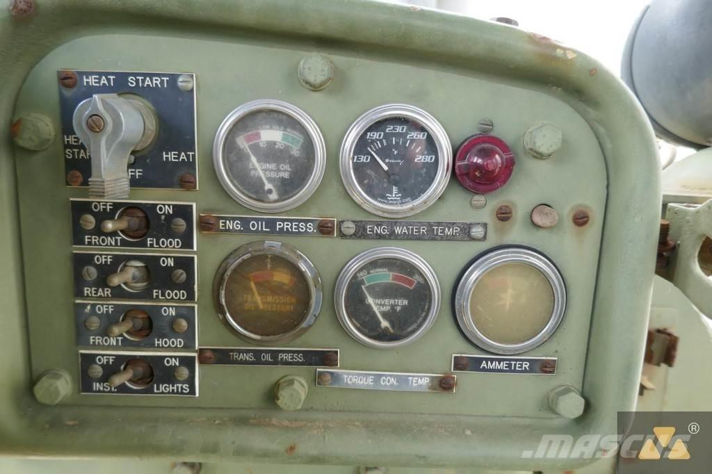CAT D7F Ex-army Spycharki gąsienicowe