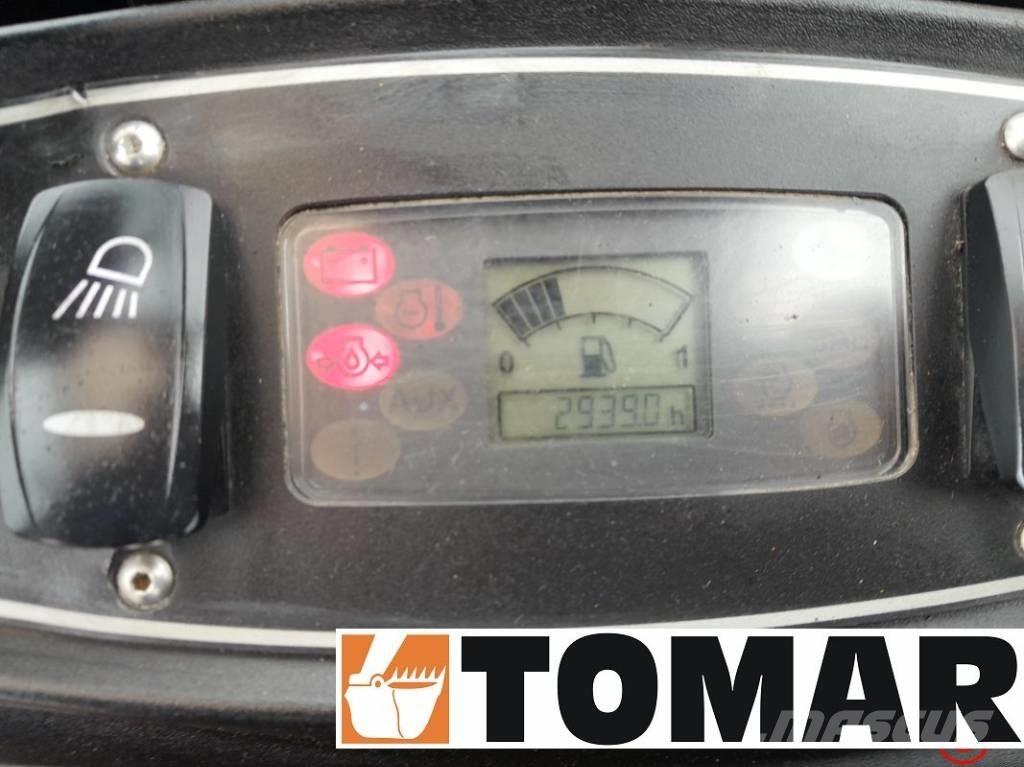 JCB 8018 CTS Minikoparki