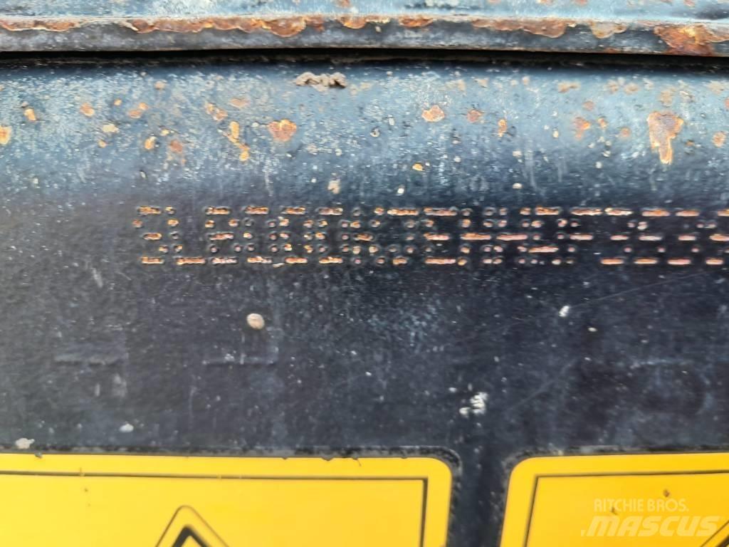 JCB 3TST Wozidła przegubowe