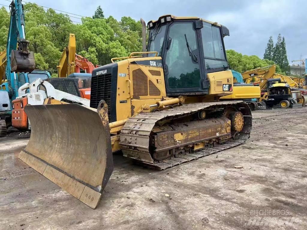 CAT D 5 K Spycharki gąsienicowe