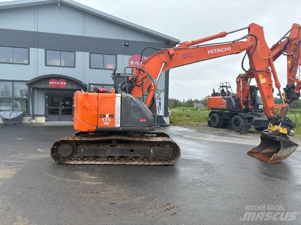 Hitachi ZX135US-3 Koparki gąsienicowe