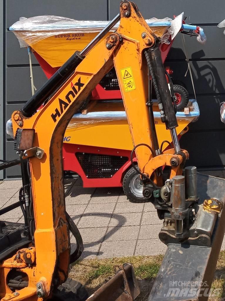 Hanix H 09 D Minikoparki