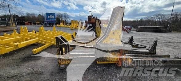 CSI DL4400 Pilarki łańcuchowe i wykaszarki