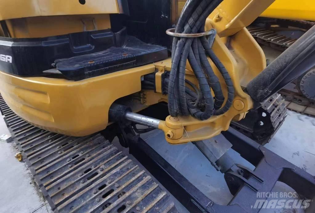 CAT 304 C Minikoparki