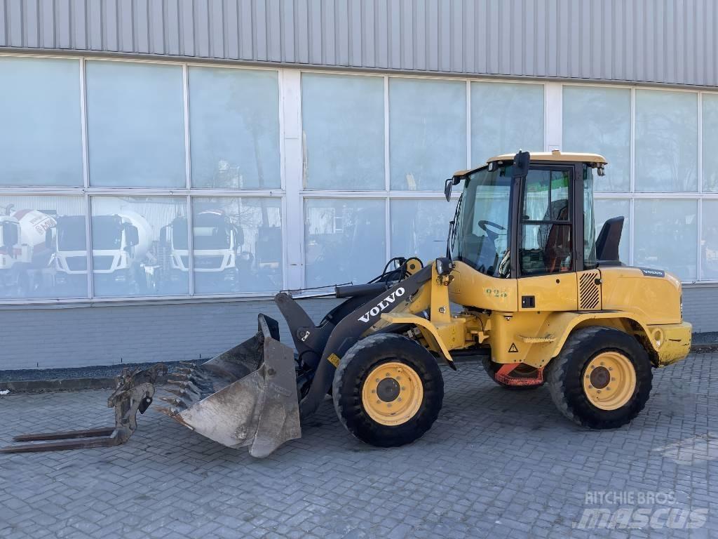 Volvo L 30 G     2018     CE Ładowarki kołowe