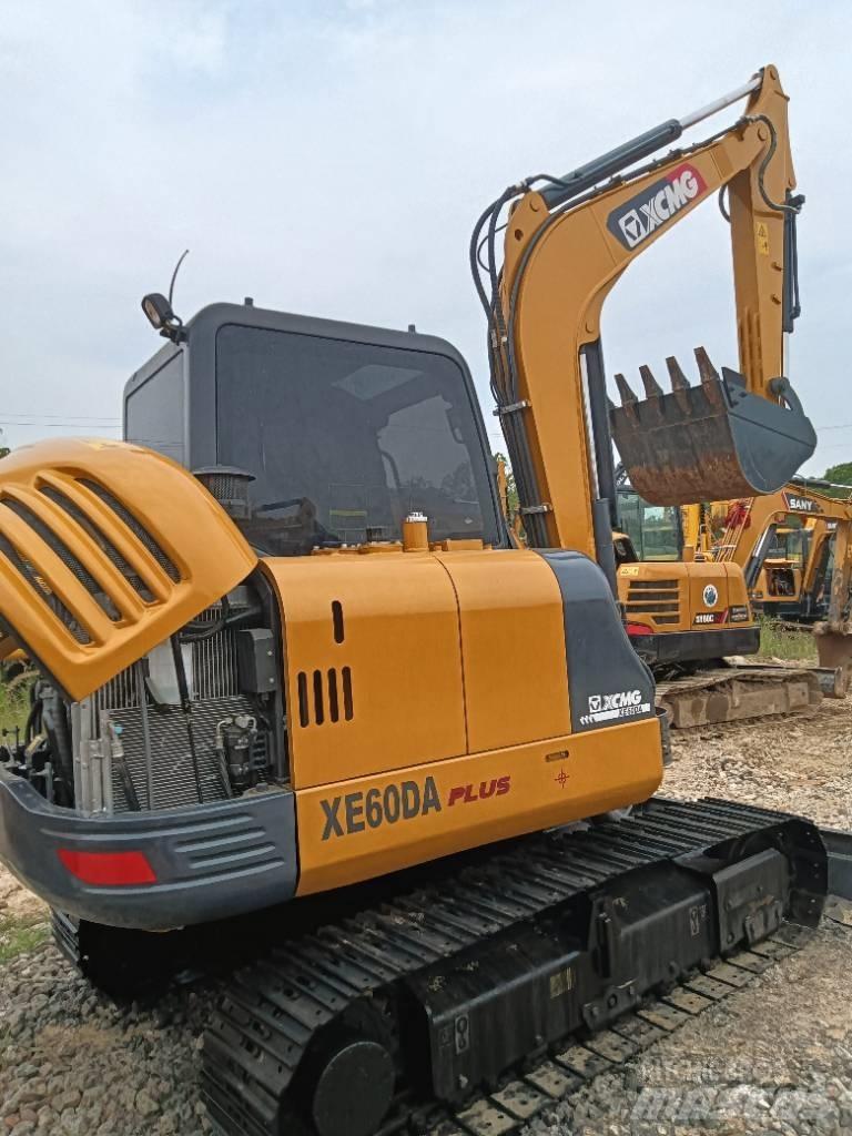 XCMG XE 60 DA Minikoparki