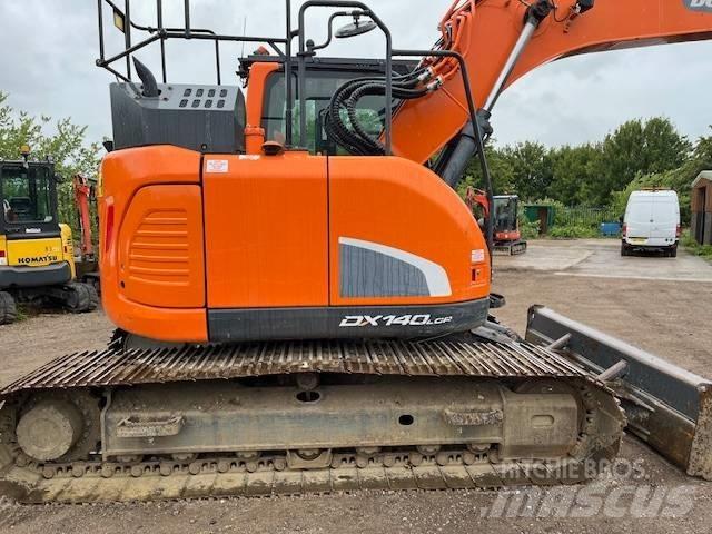 Doosan dx140lcr-5 Koparki gąsienicowe