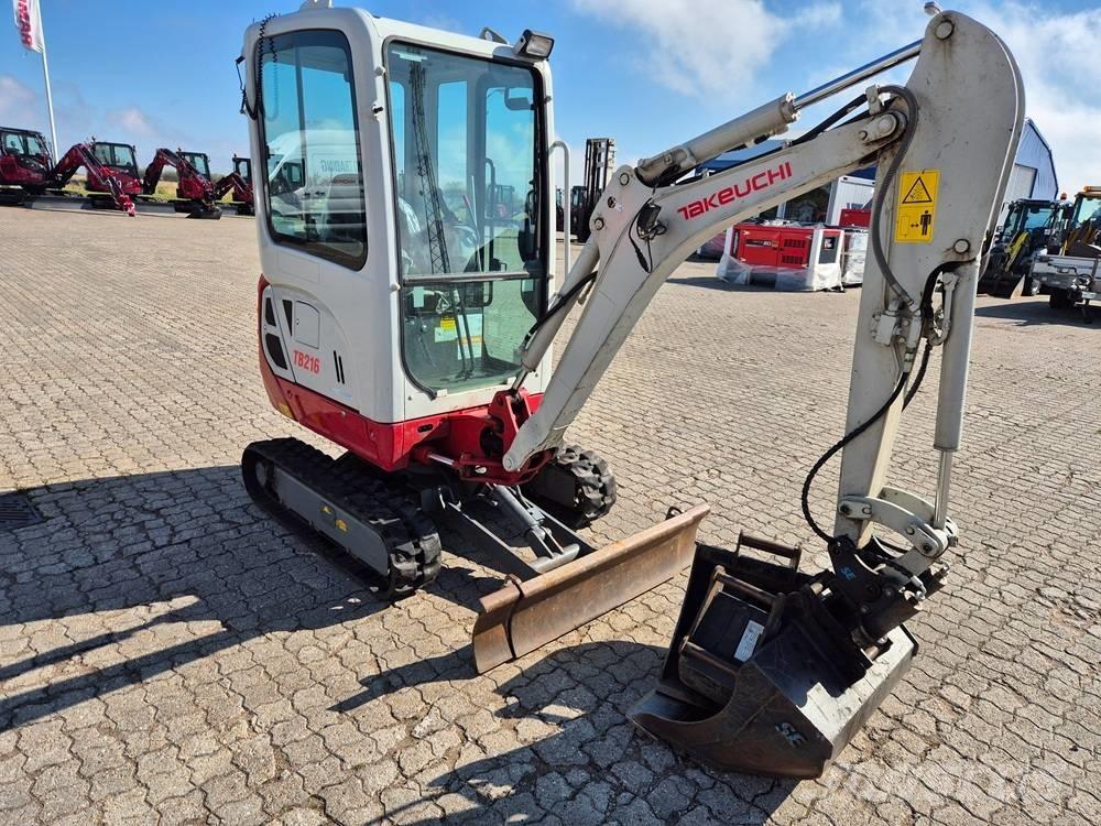Takeuchi TB 216 Minikoparki