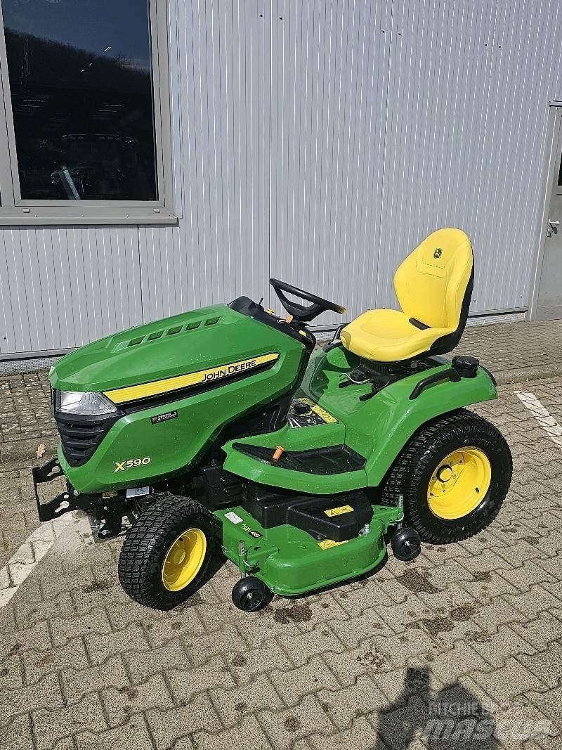 John Deere X590 Kosiarki