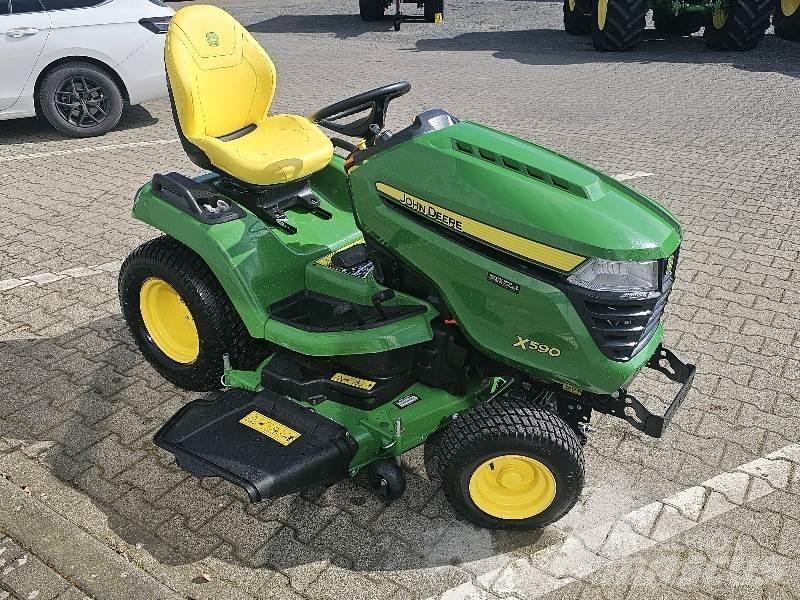 John Deere X590 Kosiarki