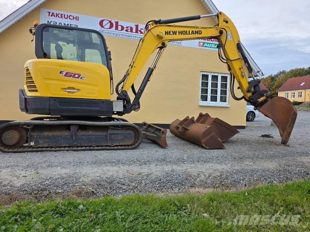 New Holland E60C Minikoparki