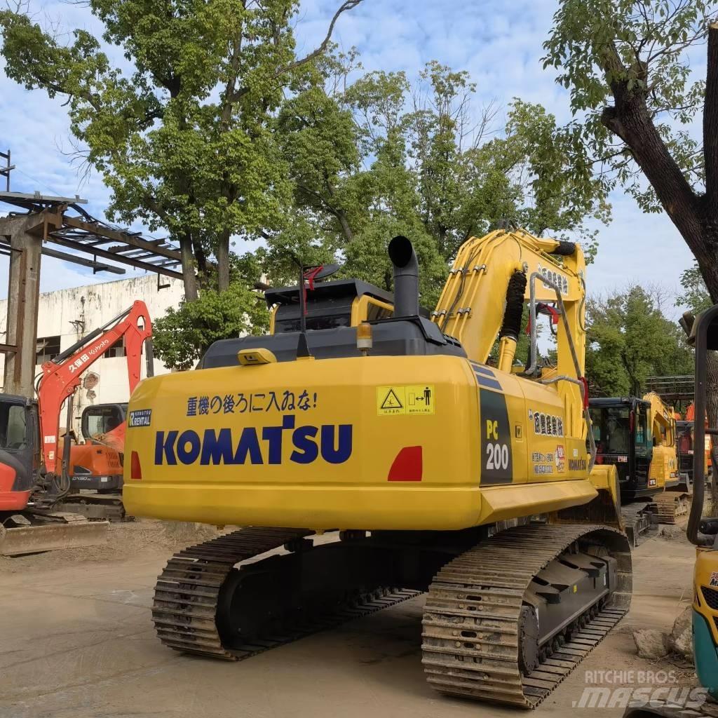 Komatsu PC 200 Koparki gąsienicowe