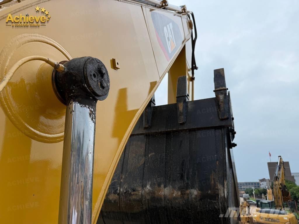 CAT 320 D Koparki gąsienicowe