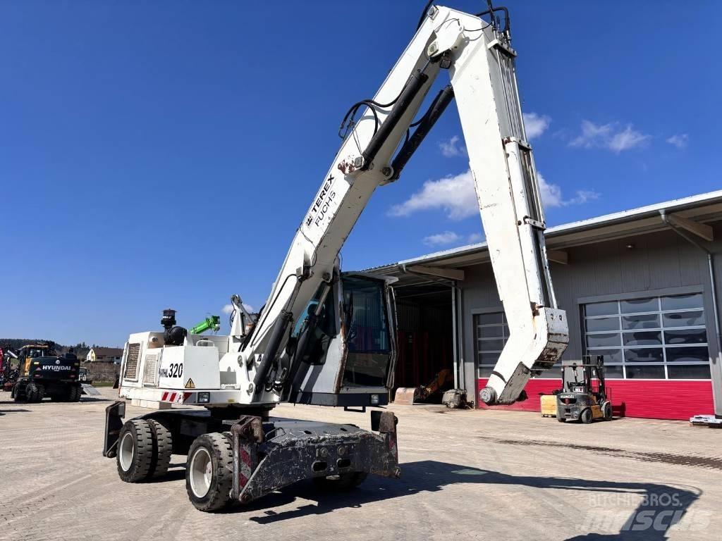 Fuchs MHL 320 Koparki przeładunkowe