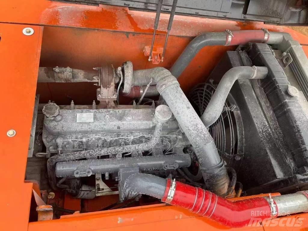 Doosan 225-7 Koparki gąsienicowe