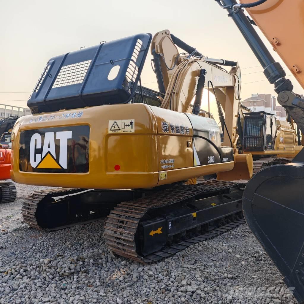 CAT 326D Koparki gąsienicowe