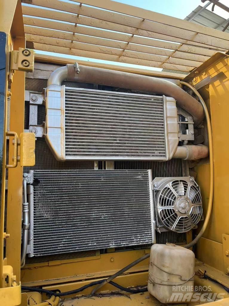 CAT 320 C L Koparki gąsienicowe