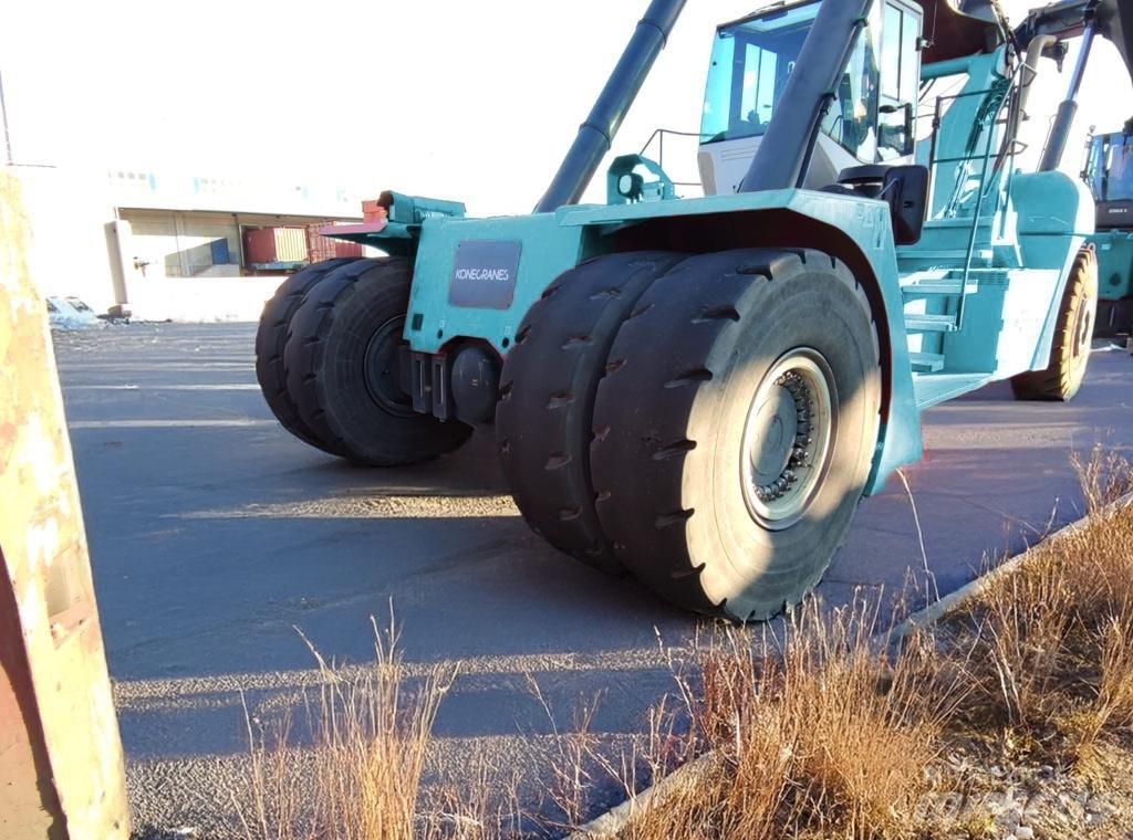 Konecranes SMV 4531 Wozy do składowania i transportu kontenerów
