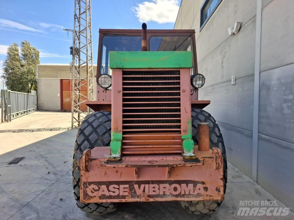 CASE Vibromax W1102D Walce jednobębnowe
