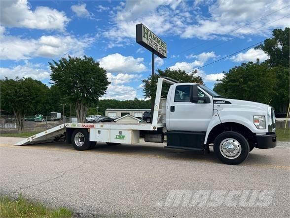 Ford F650 SD Samochody ratownicze pomocy drogowej
