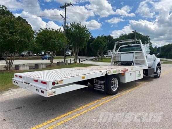 Ford F650 SD Samochody ratownicze pomocy drogowej