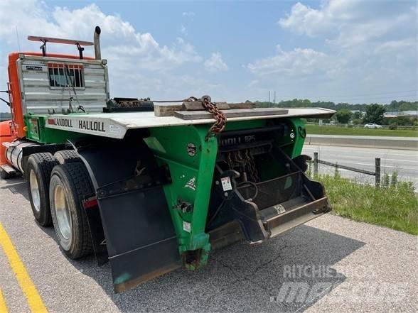 Landoll 825 Przyczepy niskopodłogowe