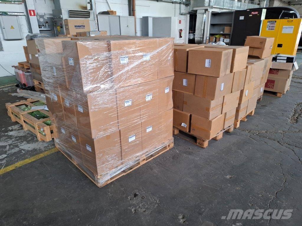 Komatsu 6125-81-7032 Silniki