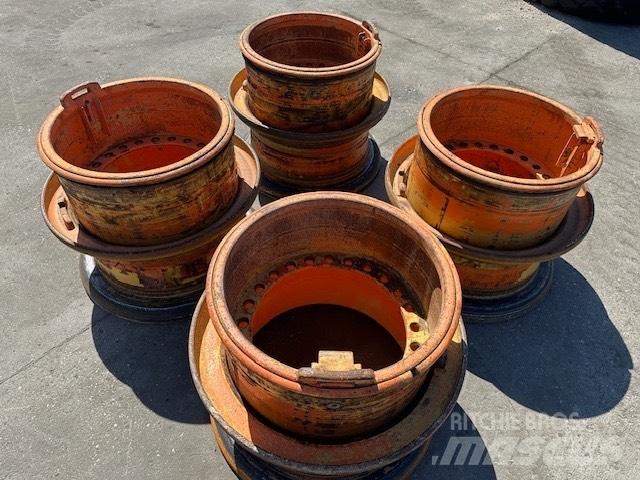 Hitachi LX 290 RIMS Opony, koła i felgi