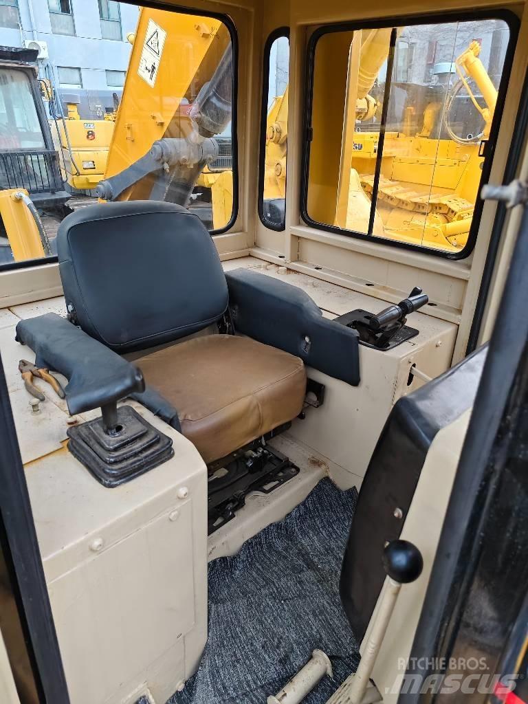 CAT D 5 M Spycharki gąsienicowe