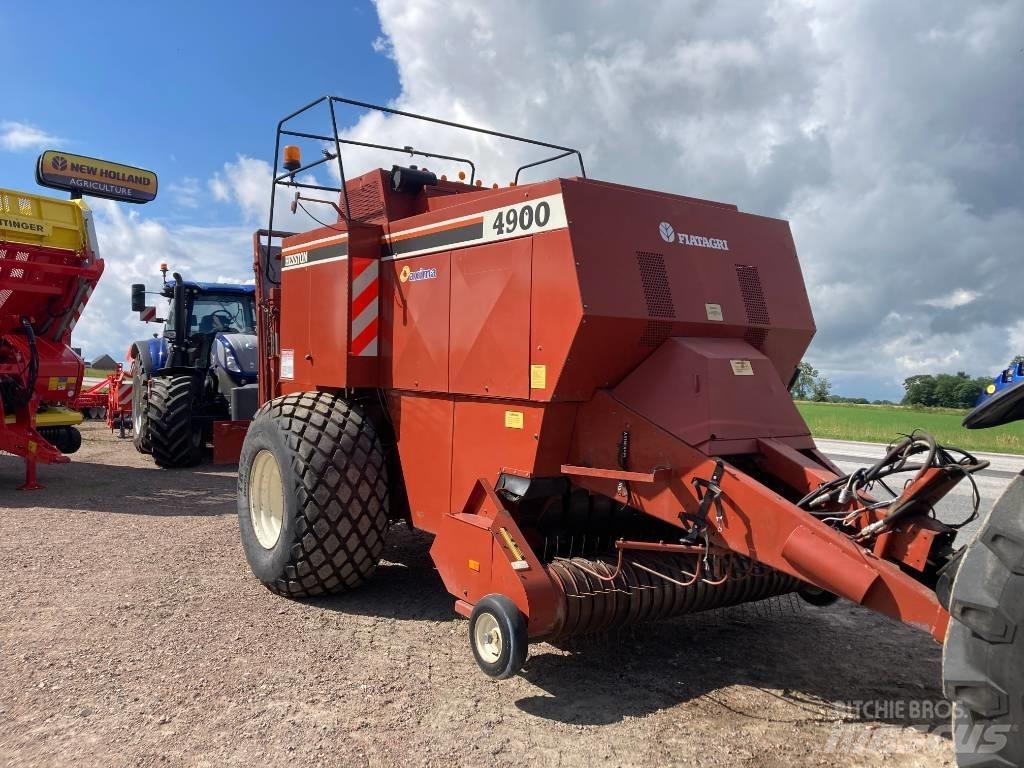 Hesston 4900 Prasy kostkujące