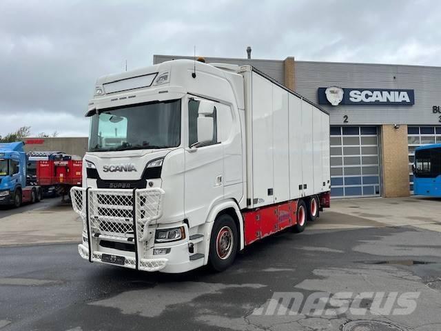 Scania S 650 Samochody ciężarowe ze skrzynią zamkniętą