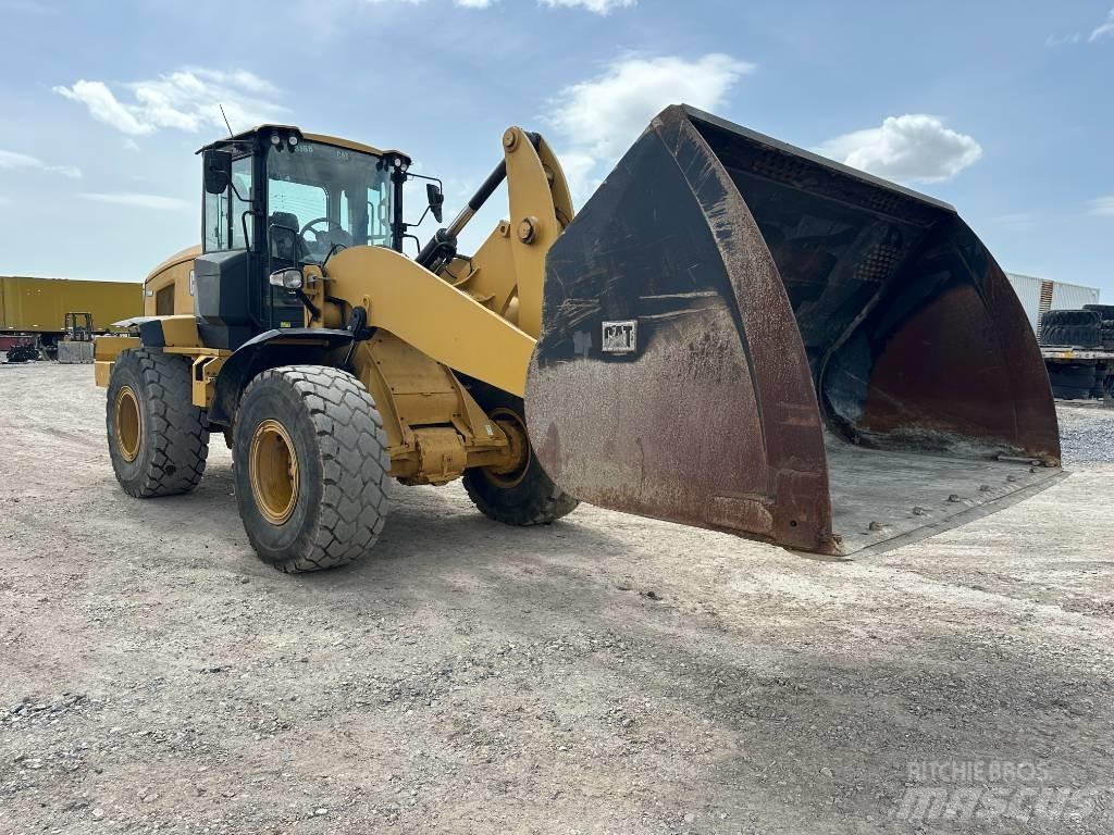 CAT 938M Ładowarki kołowe