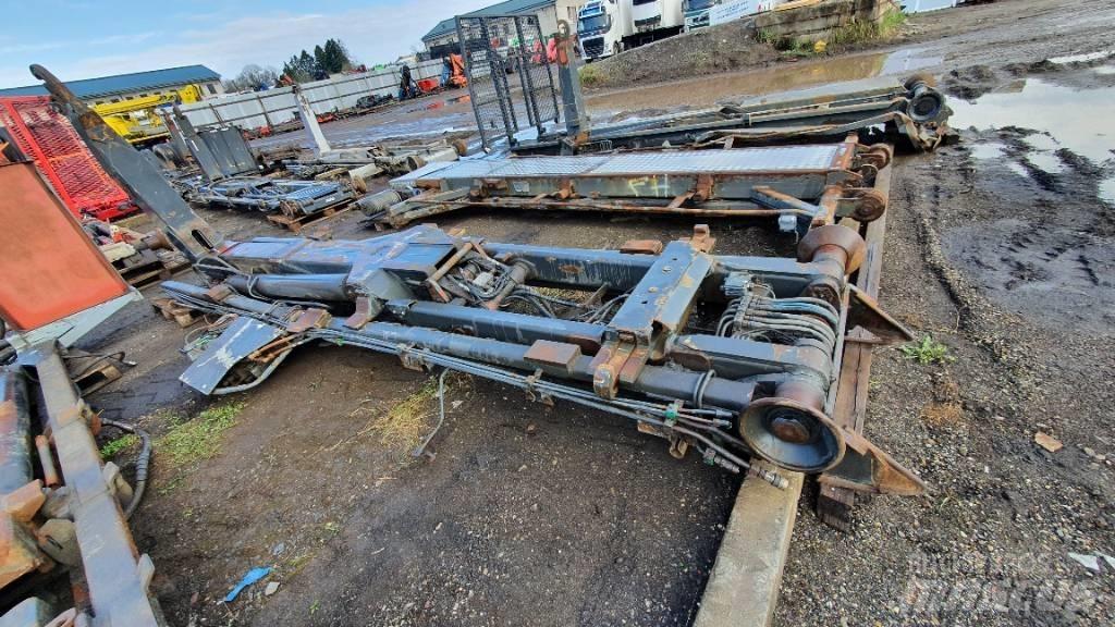  Hooklift DAMAGED Hakowce