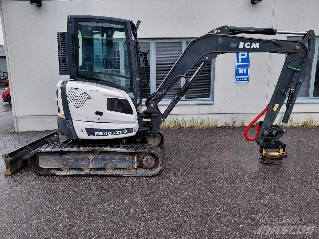 ECM 40ZT Minikoparki