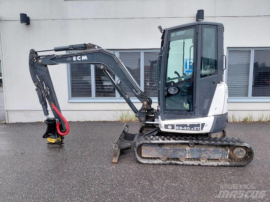 ECM 40ZT Minikoparki