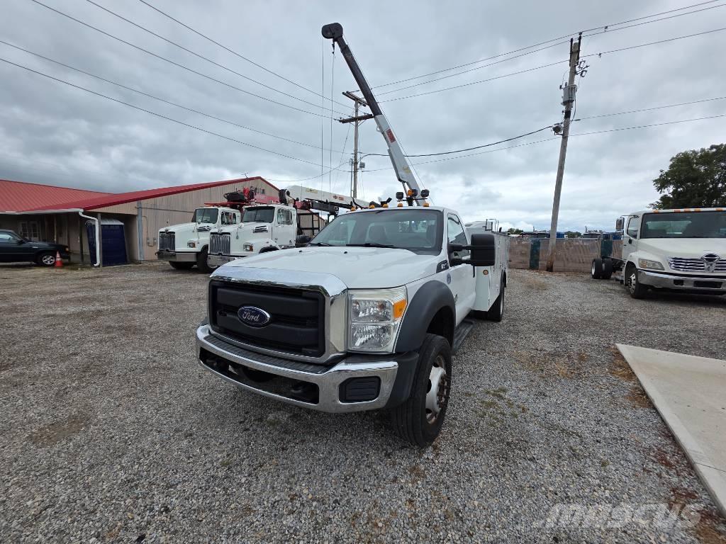 Ford F 550 Pojazdy komunalne