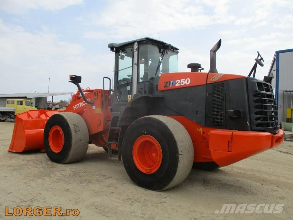 Hitachi ZW 250 Ładowarki kołowe