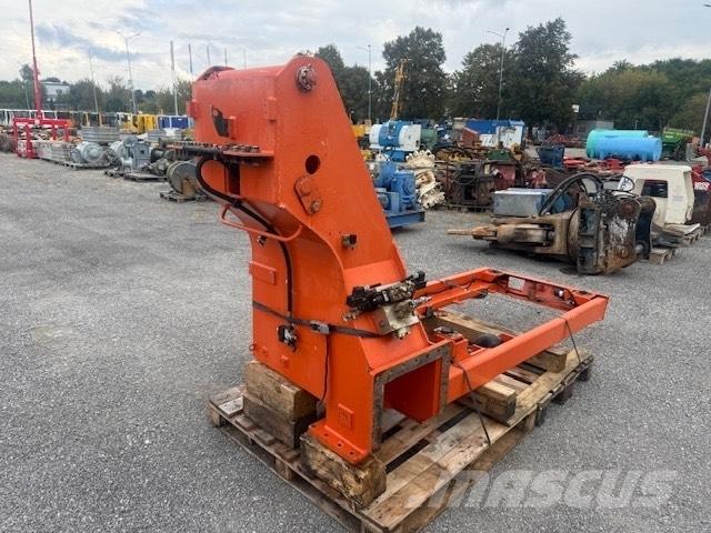 Atlas USED LIFT CAB Kabiny i wnętrze