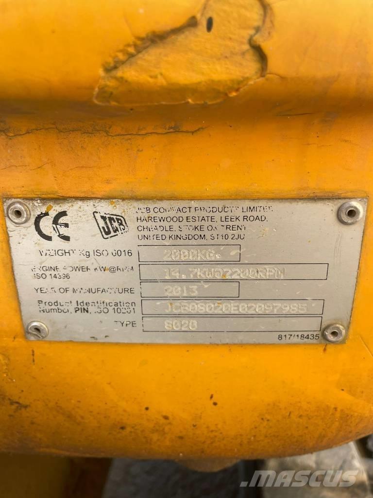 JCB 8020 Minikoparki