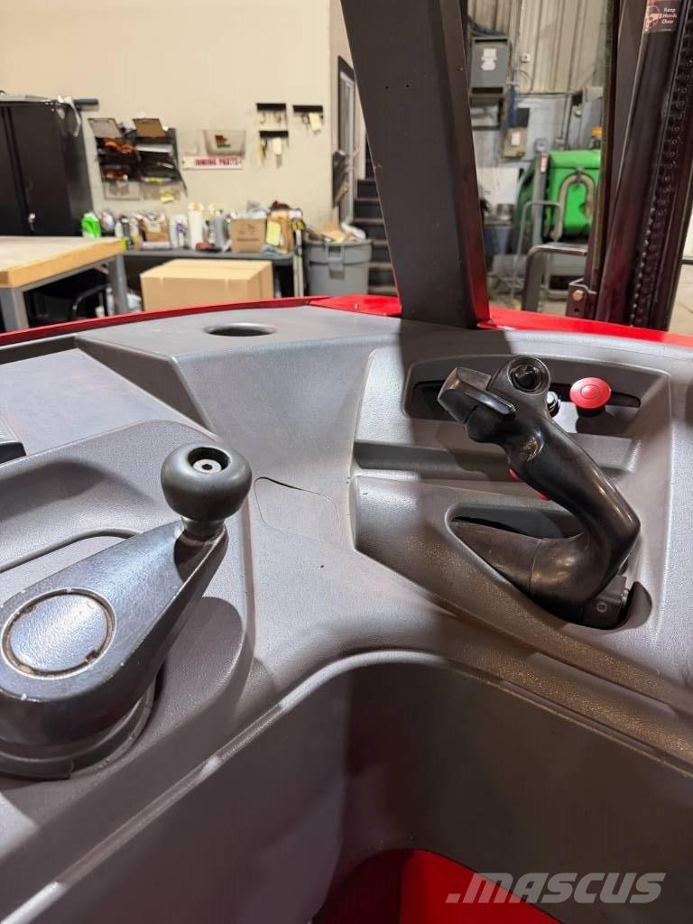 Raymond 410C30TT Wózki widłowe wysokiego składowania